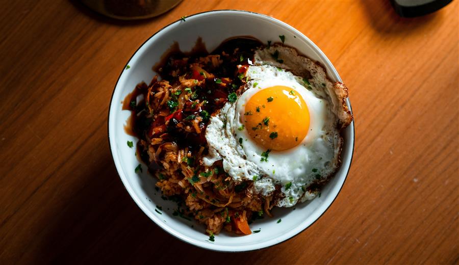 Gochujang kimchi fried rice with fried egg